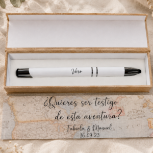 Caja Con Un Bolígrafo Testigo De Boda