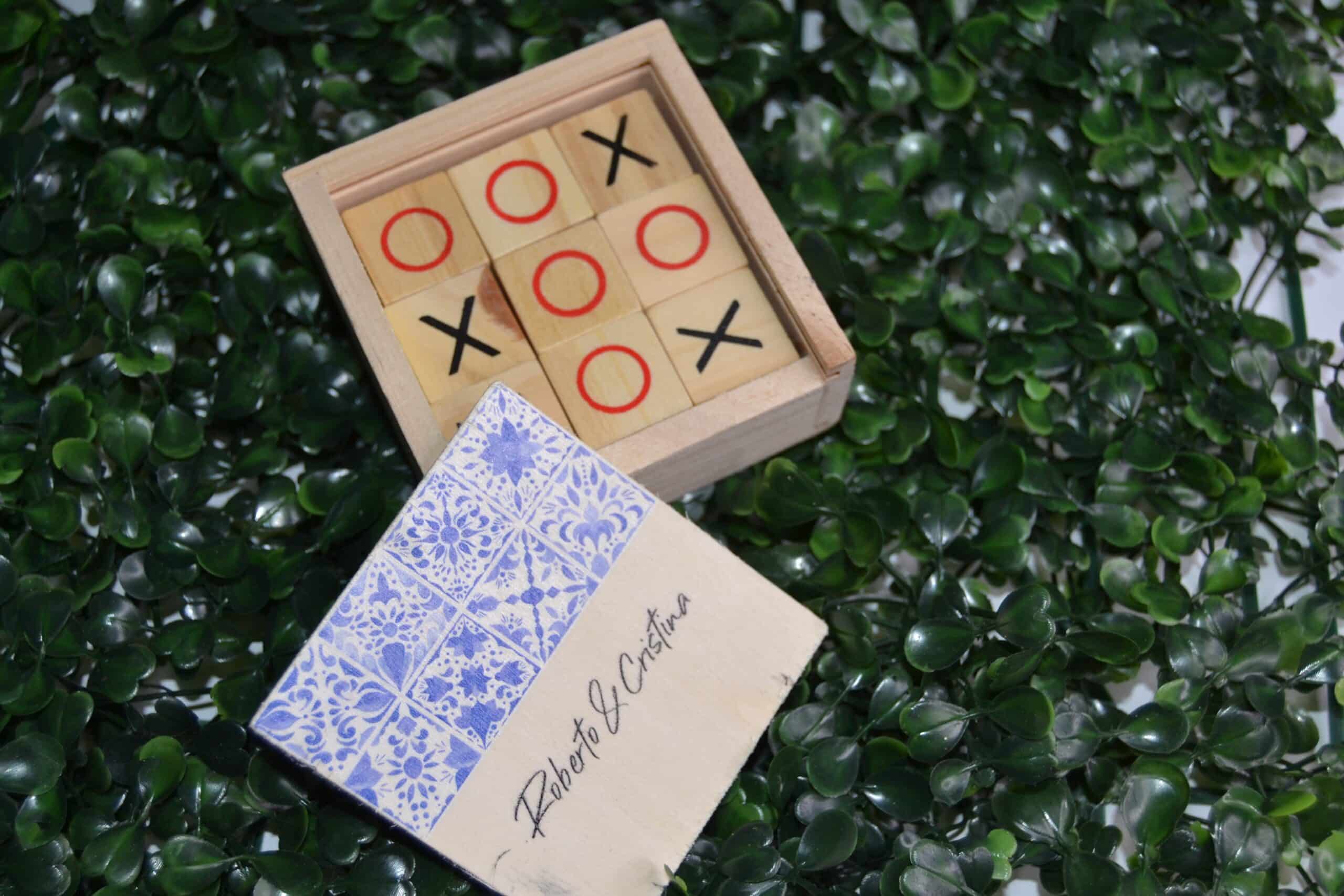 Juego Tres En Raya De Madera
